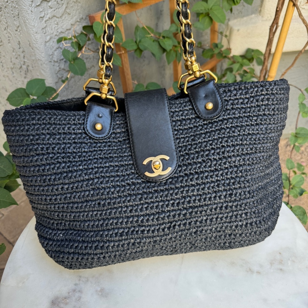 SOLD Chanel Raffia Chain Tote - Picture 3 of 13